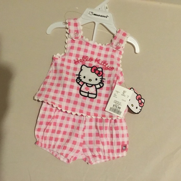 Hello kitty outfit - Picture 1 of 2